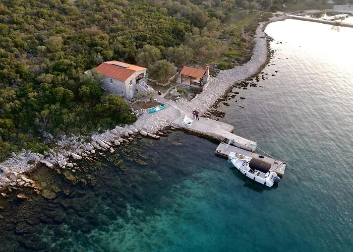 Vikendica Secluded Fisherman's Cove Zizanj, Pasman - 21004 Tkon
